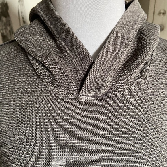 ABERCROMBIE & FITCH Hoodie - Picture 4 of 9